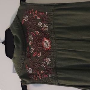 Mudd bohemian hippie style embroidered floral sleeveless tank top Large